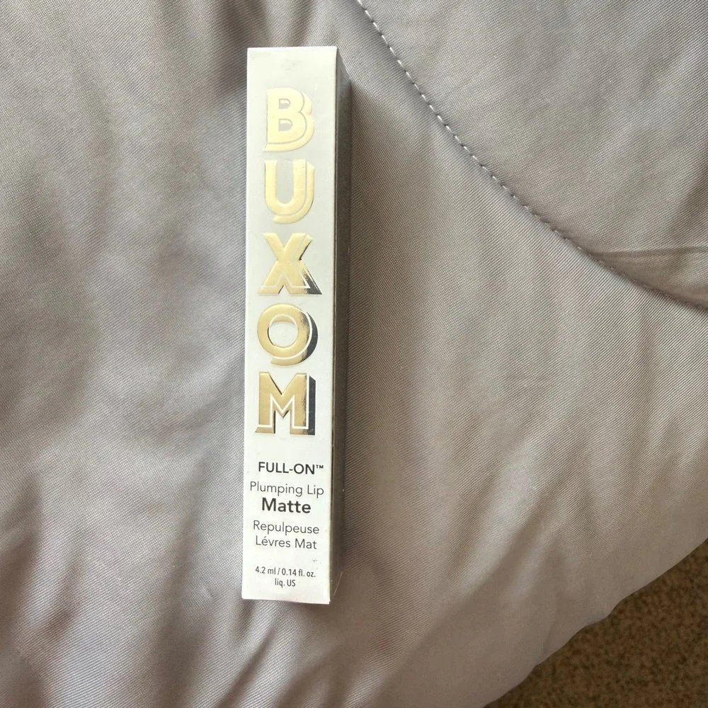 Buxom Full-On Plumping Lip Matte Road Trippin 0.14oz NIB Brown Nude New